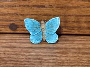 Vintage 1995 DEZINE Blue Butterfly Brooch Pin Hand Painted Signed